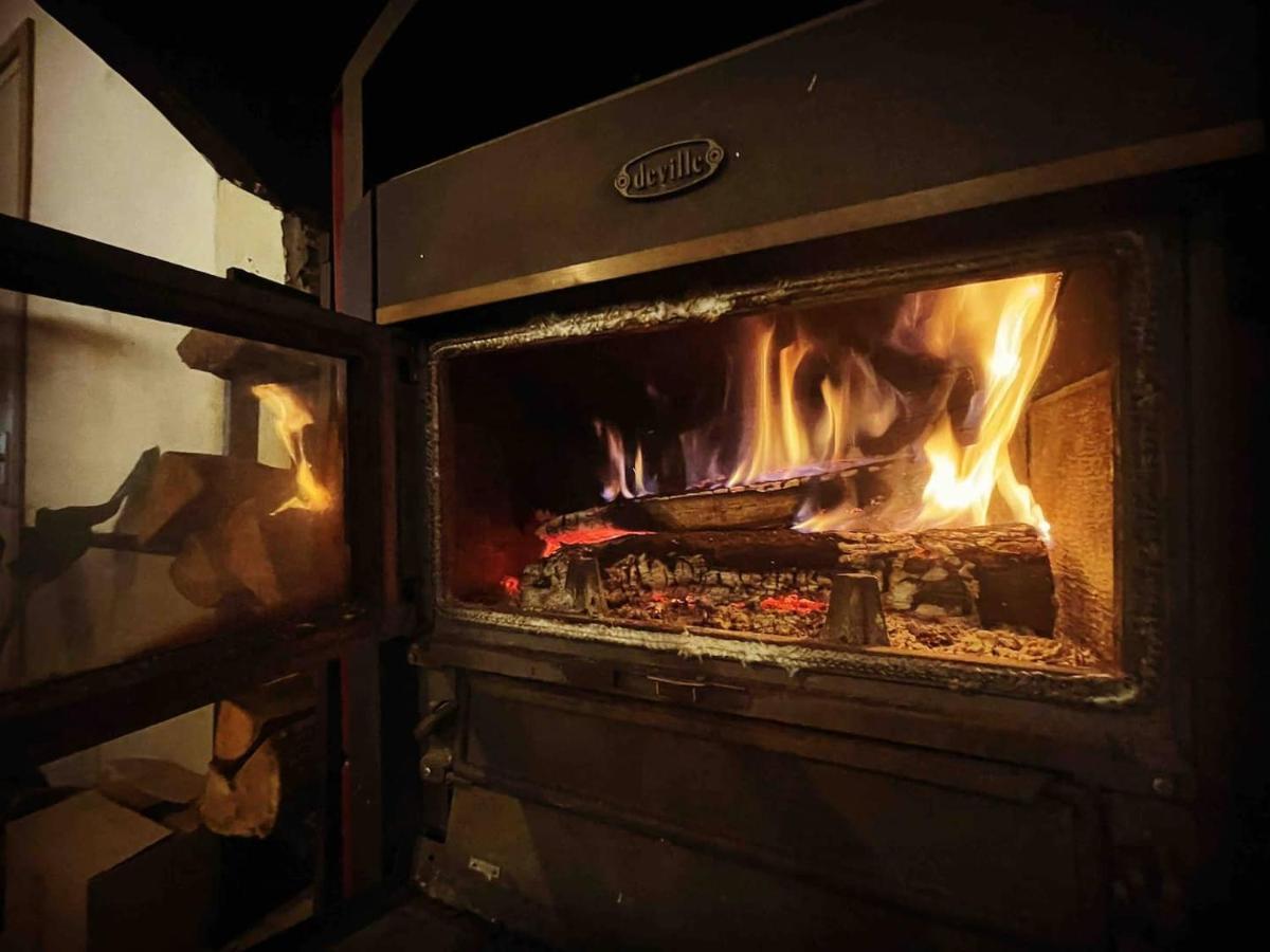 Maison Au Calme Pour 5 Personnes La Chapelle-de-Brain Exterior foto