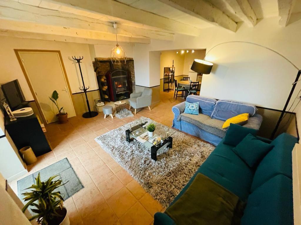 Maison Au Calme Pour 5 Personnes La Chapelle-de-Brain Exterior foto